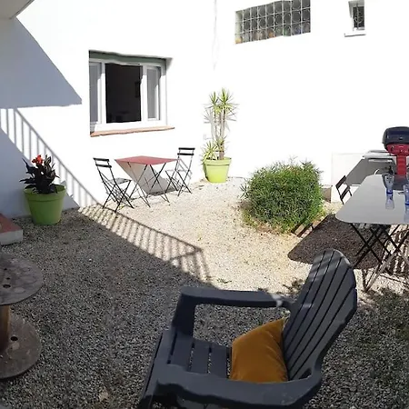 Daire L'Appartement Le Pradet