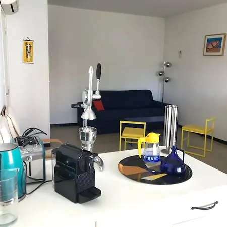 L'Appartement דירה *